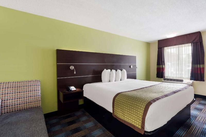 King Room image 2