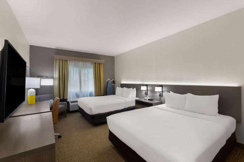 Comfort Inn & Suites Austin North Loop - image 13
