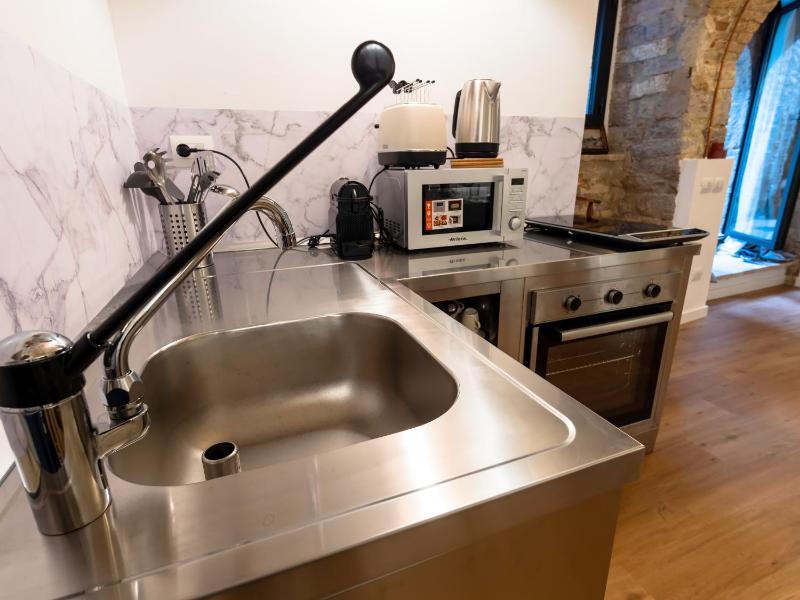 Saint Francis Studio Apartment - image 23