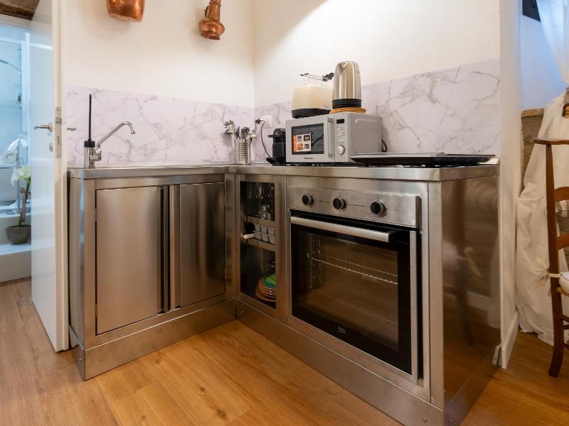 Saint Francis Studio Apartment - image 27
