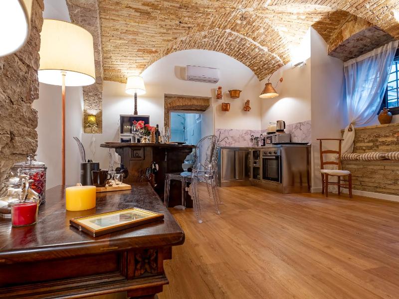 Saint Francis Studio Apartment - image 12