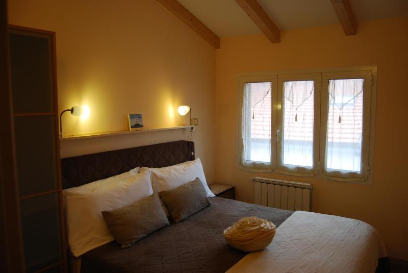 Burlamacco Gold - image 49
