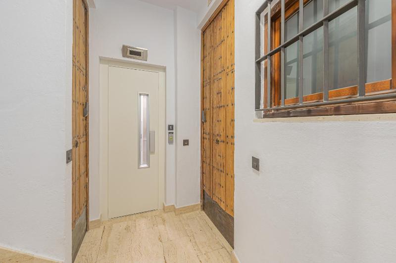 Apartment with Balcony image 4