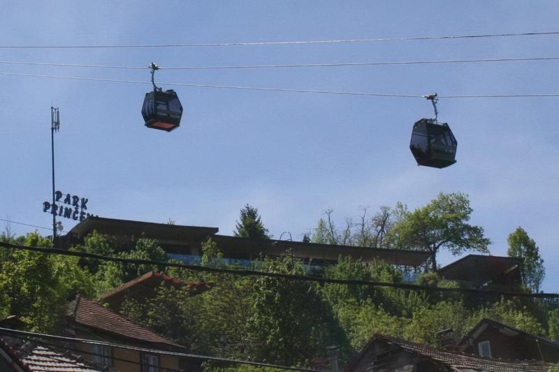Cable Car Apartment Baščaršija - image 8