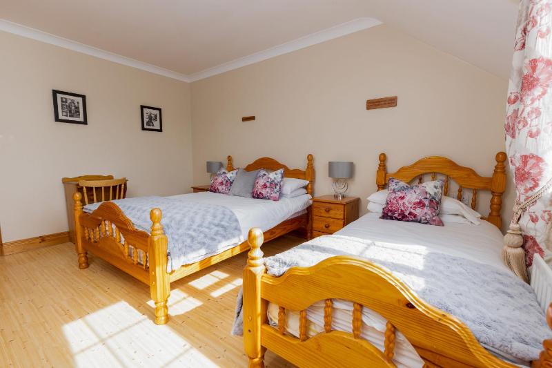 Family Room image 1