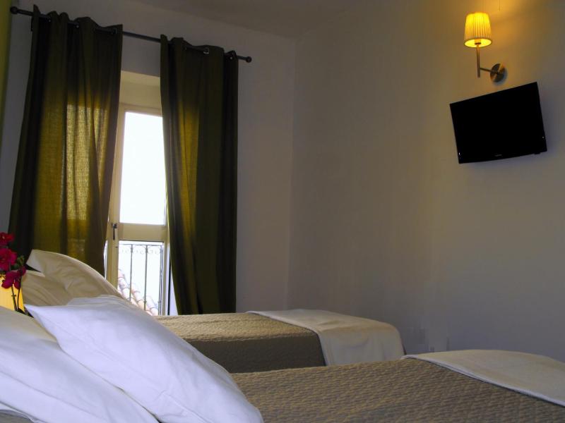 Hostal Santa Catalina - image 14