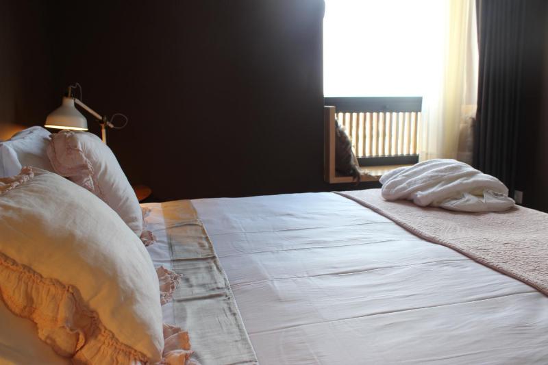 Double or Twin Room image 4