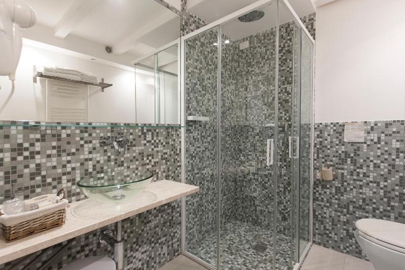 Superior Double or Twin Room image 1