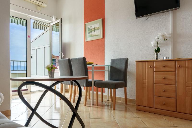 Sea view Apartment for 2-3 people - family - image 22