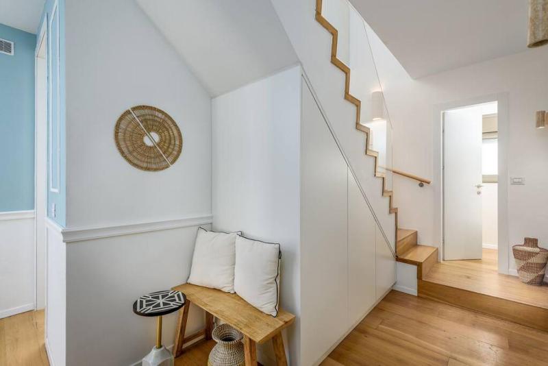 #Breathtaking 4BR/3BA Duplex Seafront - image 13