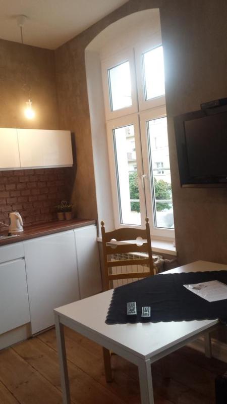 Studio Apartment image 3