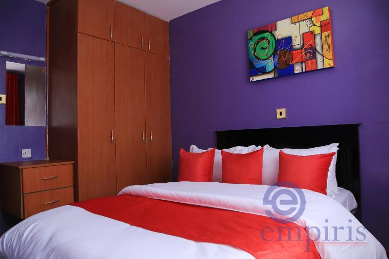 3BR Luxury Apartment Milimani Nakuru Empiris with Pool Gym Near Golf Club - image 2