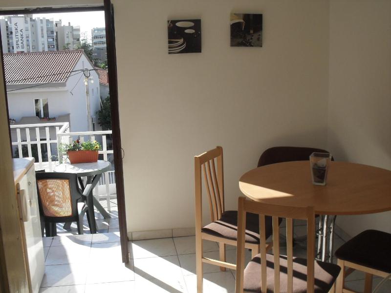 Apartment Maja - image 11