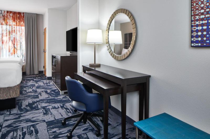 Double Studio with Two Double Beds image 3