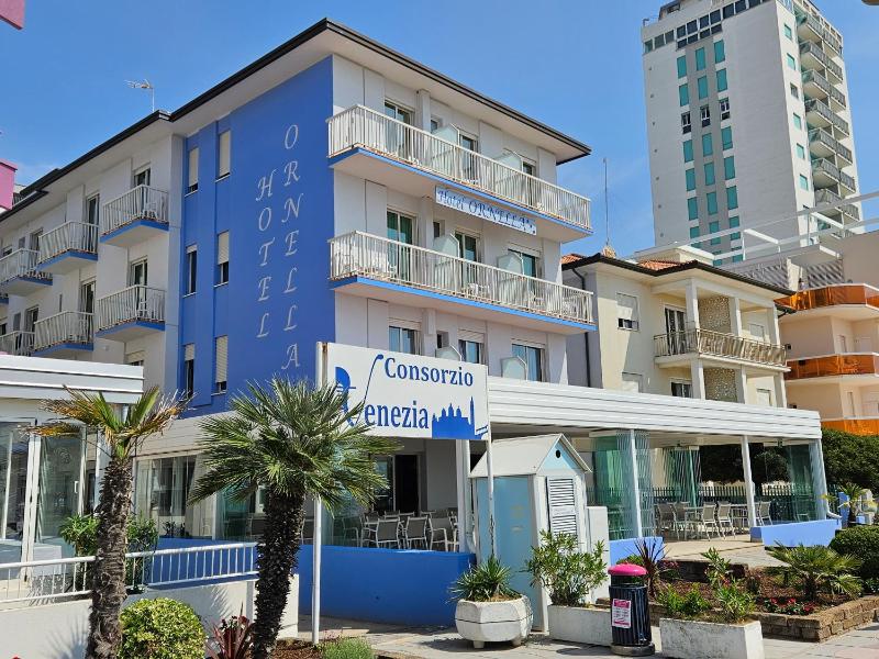 Hotel Ornella - image 1