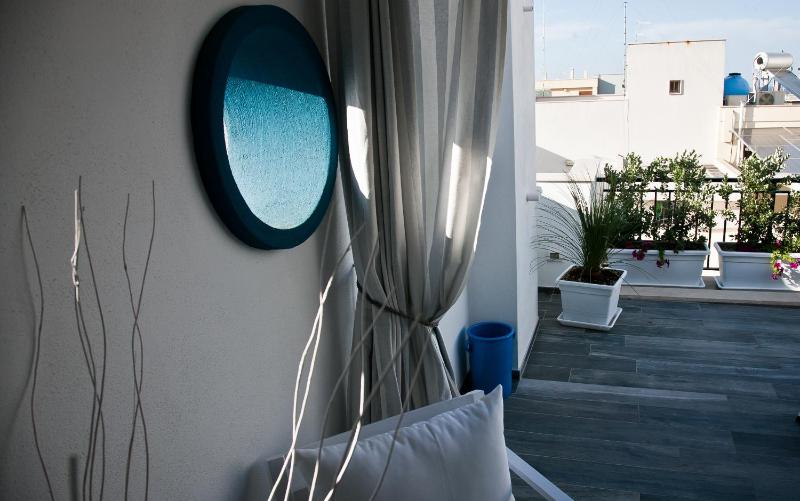Junior Suite with Terrace image 3