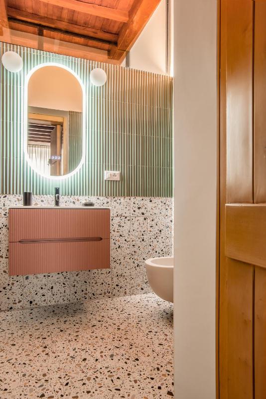 Executive Suite image 2