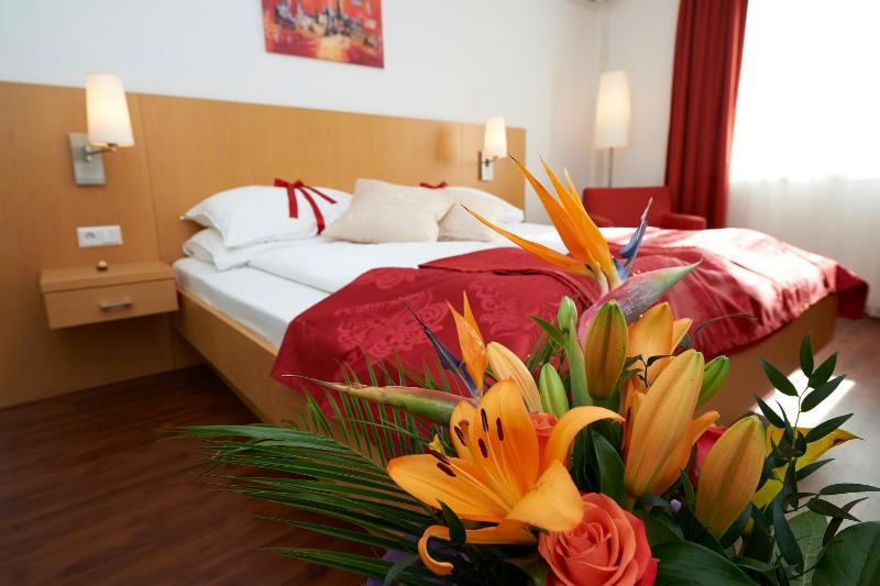 Single Room image 1