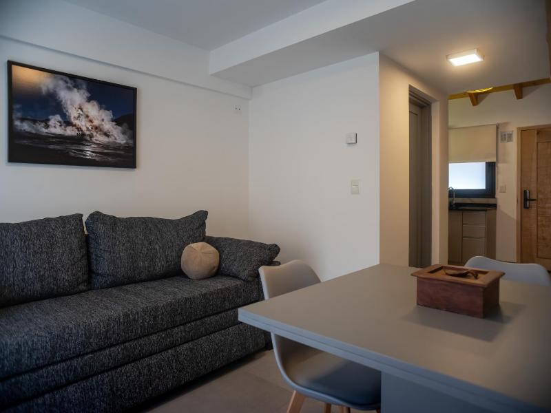 Loretta IV Duplex - image 13