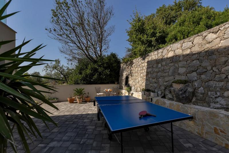 Luxury villa Mae in Makarska pool and gym - image 6