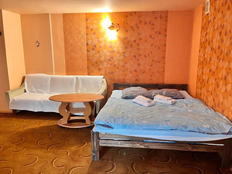 Standard Quadruple Room image 1