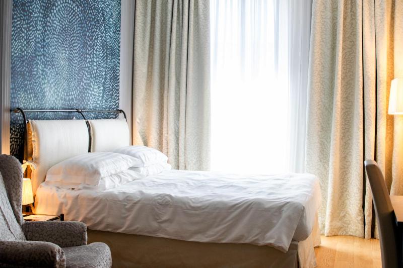 Junior Suite image 1