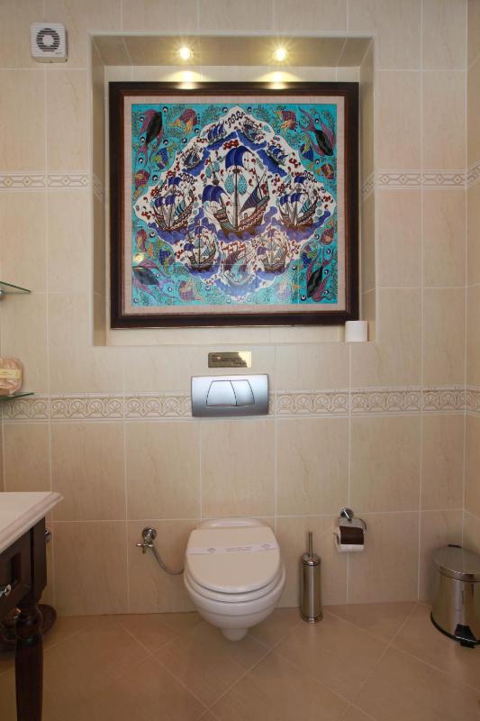 Penthouse Suite image 2