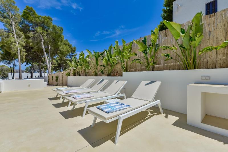 LA CALITA- By Almarina Villas - image 38