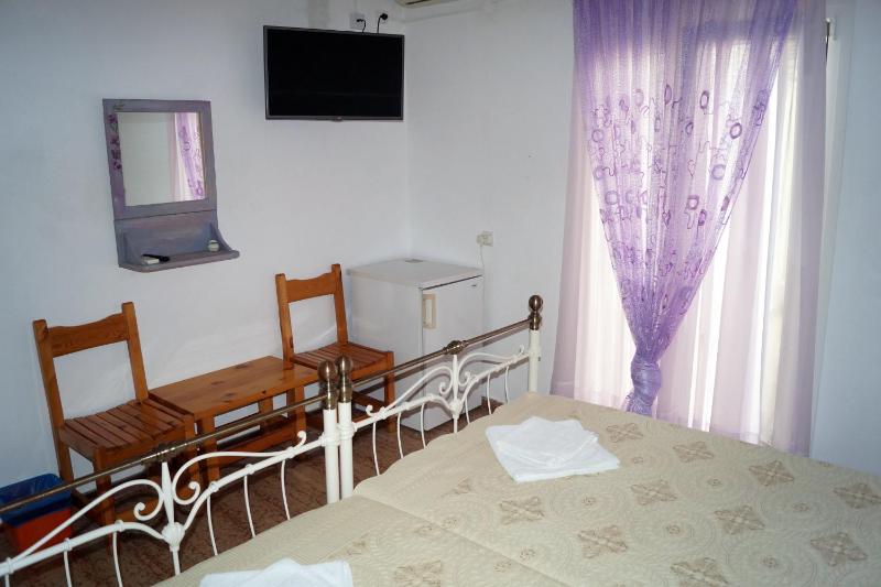 Maria & Kyros House - image 37