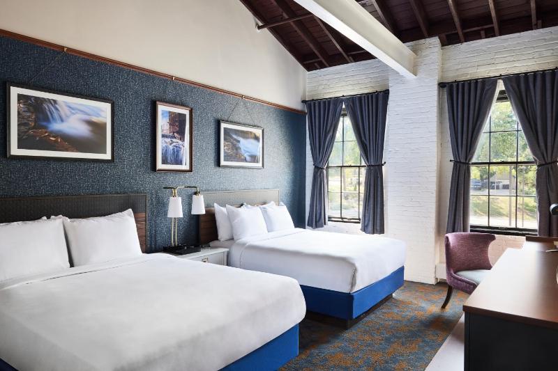 Double Room image 2
