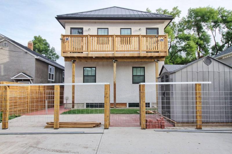 Brand New 1 Br 1 Bath Close To All Walkable - image 10