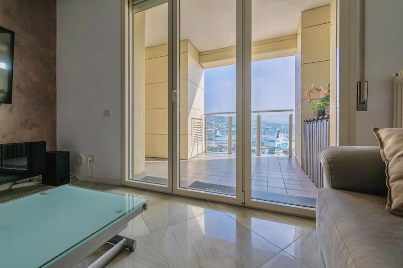 5 Stars Apart SEA VIEW - image 3