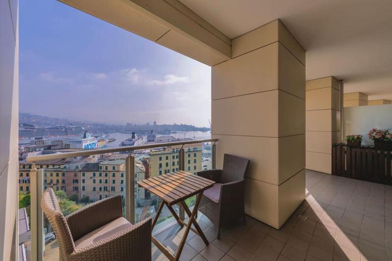 5 Stars Apart SEA VIEW - image 16