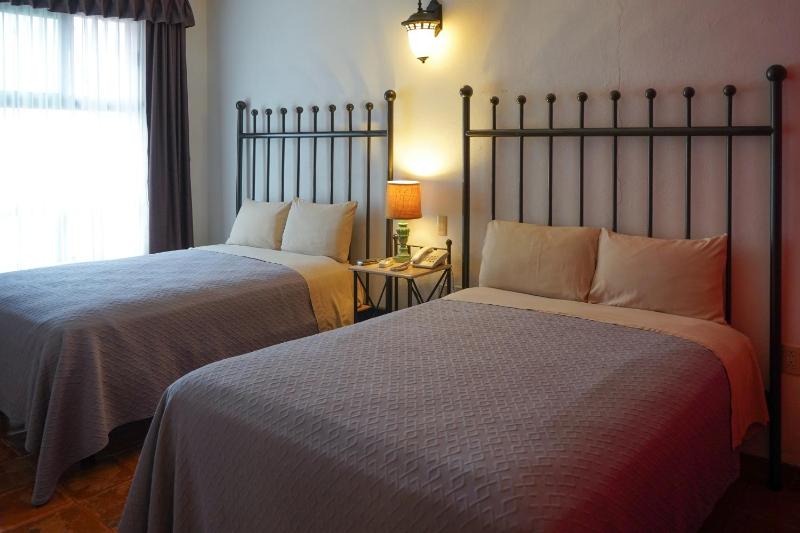 Hotel Real de Leyendas - image 6