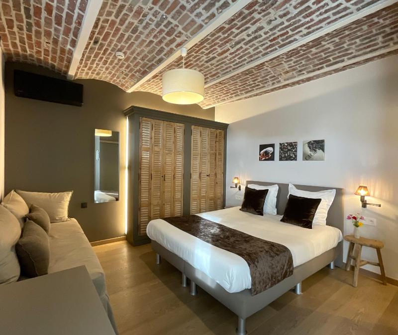 Triple Room image 3