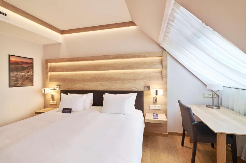 Superior Room image 3