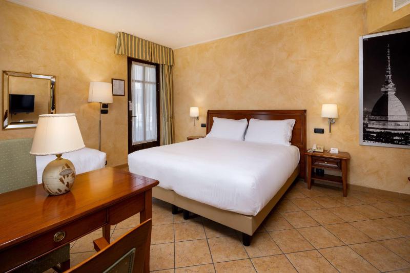 Triple Room image 1
