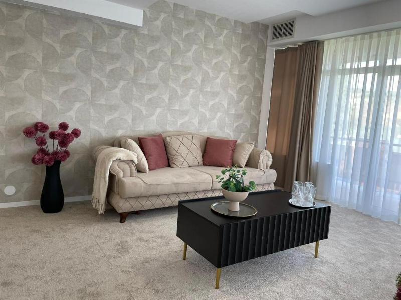 Apartment image 4