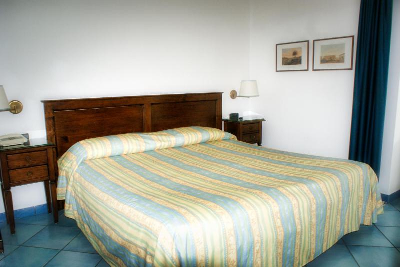 Superior Double Room image 2