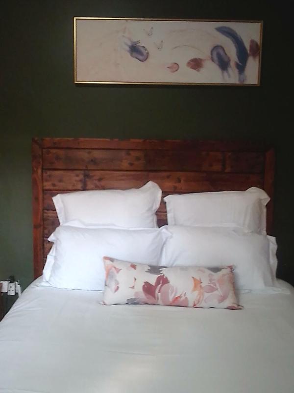 Double Room image 1