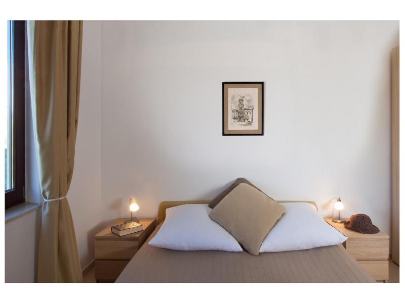 One-Bedroom Apartment with Balcony 5 image 3