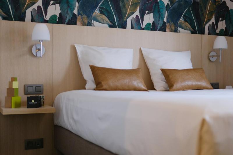 Standard Double Room image 1