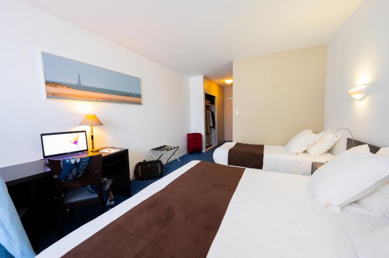 Triple Room image 1