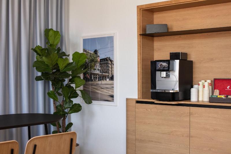 Fred Guest House Zürich Hauptbahnhof - image 13