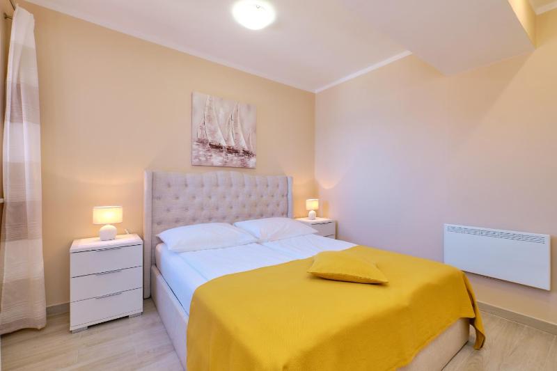 Apartments with a parking space Mali Losinj (Losinj) - 15201 - image 20