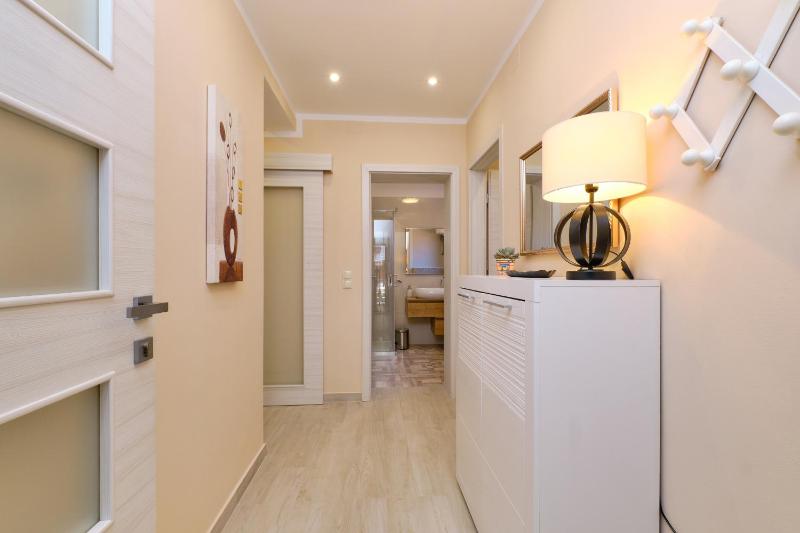 Apartments with a parking space Mali Losinj (Losinj) - 15201 - image 25