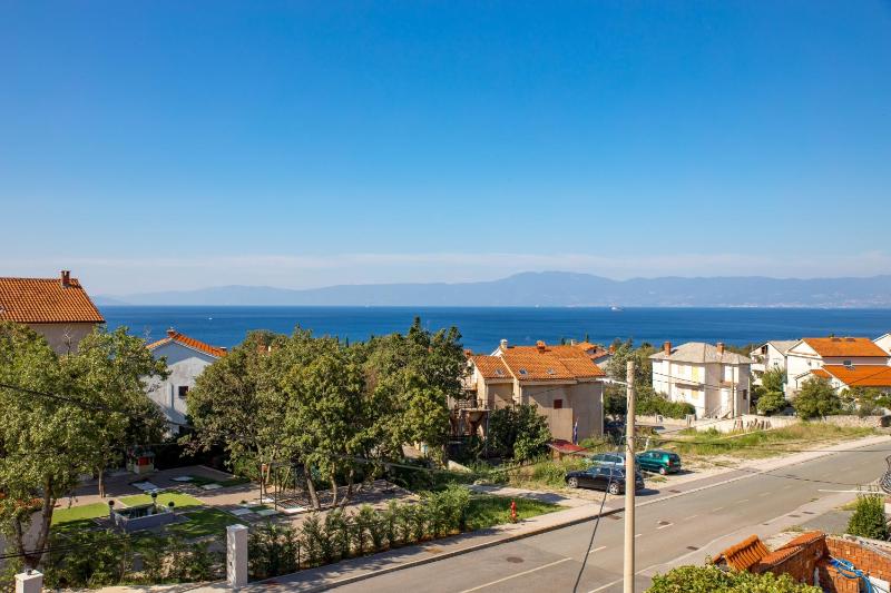 Two-Bedroom Apartment with Terrace and Sea View image 2