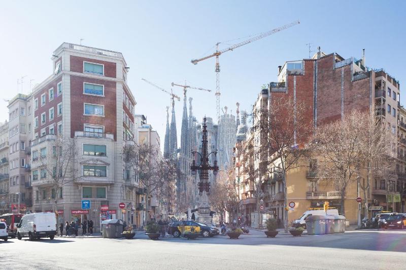 Stay Unique Apartments Gaudi I - image 9