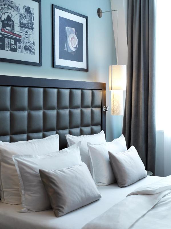 Superior Queen Room image 2