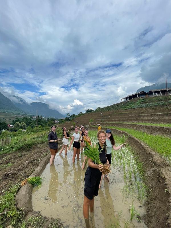 Tavan Chopai Homestay - image 17